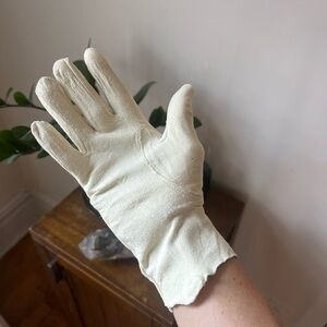Vintage velvet like gloves
